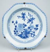 Große oktagonale Schale China 18.Jh.