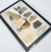 Sammlung v. Pfeilspitzen und Tonscherben indigen 15-teilig