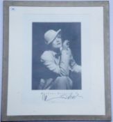 Marlene Dietrich: Fotographie nach William Warling Junior mit orig. Unterschrift