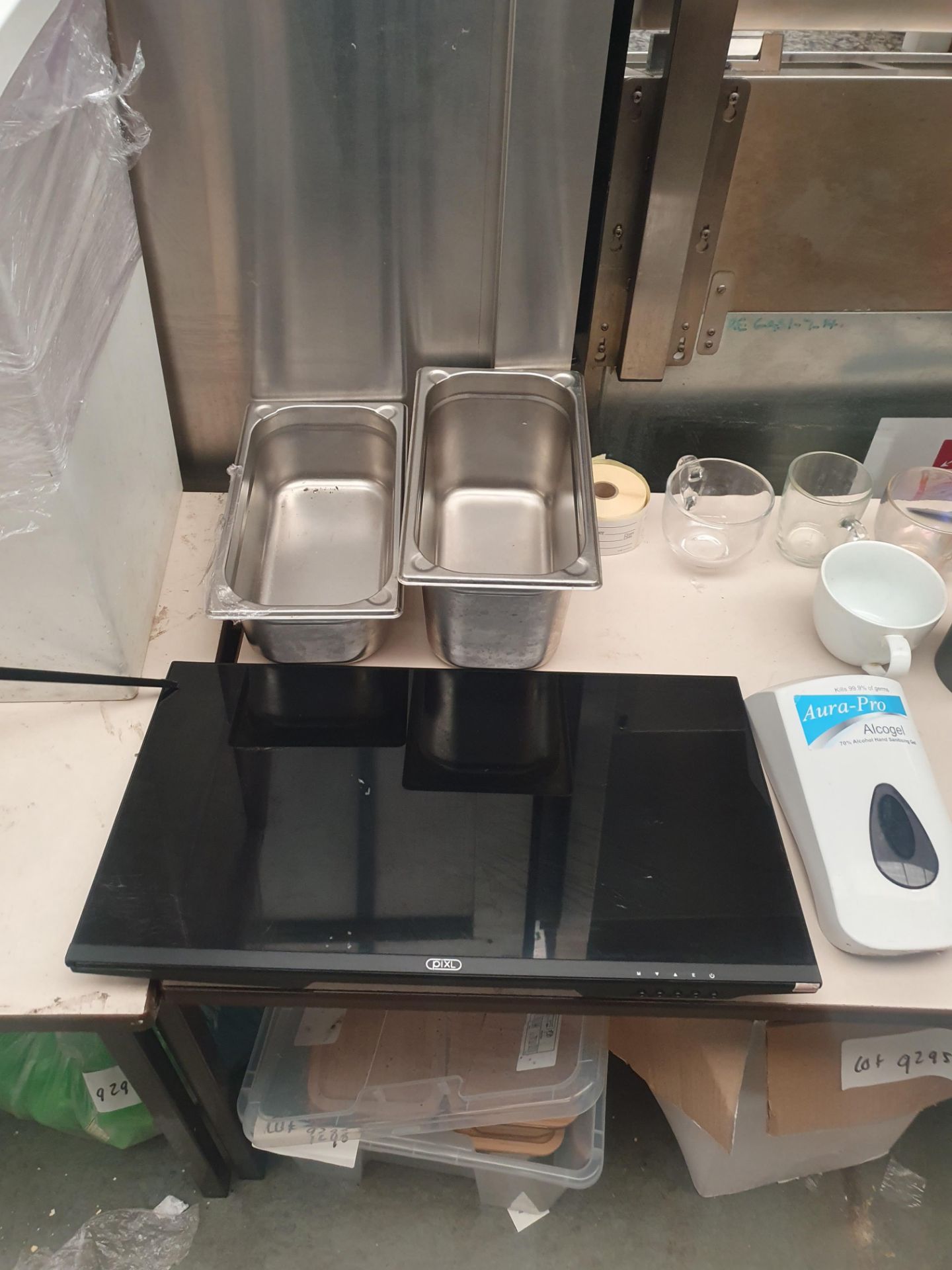 Bin, TV, Pans & More - Image 3 of 4