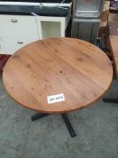 Round Table (900mm)