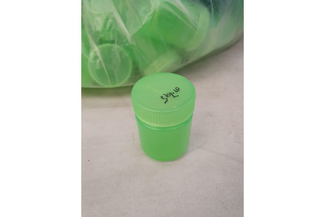 Bag Of Small Plastic Tubs  - Image 2 of 2