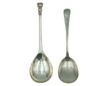 A silver William IV old-English patterned condiment spoon.