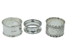 A fine silver napkin ring by Joseph Gloster.