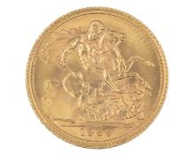 GB - A QEII 1965 full sovereign gold coin.