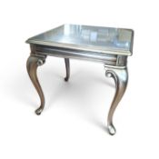 Lamp table.