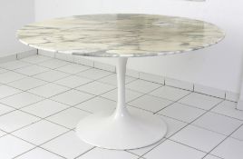 Esstisch 'Tulip' mit Teppich, Knoll International