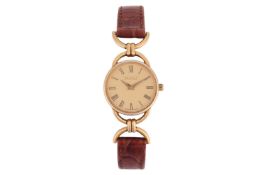 Gucci – Lady’s Wristwatch Reference: 6000.2.L Bezel: Smooth Year: 1990s Case Material: Electroplated