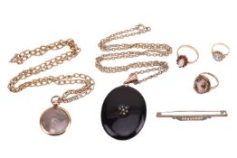 A small collection of jewellery, to include a black resin locket with central seed pearl and turquoi