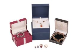A small group of jewellery items comprising a 9ct gold gate link bracelet with heart padlock, an opa