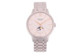 Montblanc – A Heritage Spirit Moonphase Wristwatch Reference: 7321 Serial: PLBD3ZW1 Year: Contempora