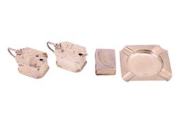 Two Art Deco octagonal silver mustard pots by Walker & Hall, Sheffield 1930, blue glass liners a