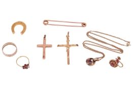 A mixed group of jewellery items comprising a 9ct gold wedding band (1.6 grams), size P, a yellow me