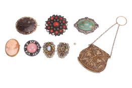 A collection of jewellery items; including, a 9ct gold ammonite fossil brooch, the unmarked surround