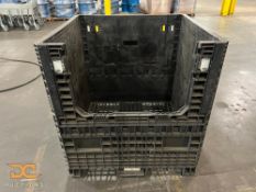 (1) Plastic Collapsible Gaylord