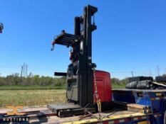 2004 Raymond Order Picker *Battery Included*