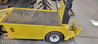 (1) Columbia Maintenance Cart | 3 Wheel