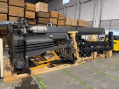 (1) 2010 Crown TSP Turret Truck *Battery Included*