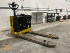 (1) Yale Electric Pallet Jack | Built in Charger