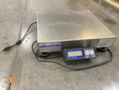 (1) Mettler Toledo Table Scale | 120 Volt