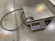 (1) Pennsylvania Table Scale | Model 7600 | 120 Volt
