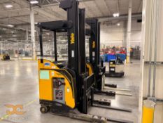 2014 Yale Reach Truck *Battery Included*