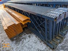 (30) Teardrop Upright Frames | 36