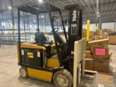 (1) *Battery Included* Forklift | Yale