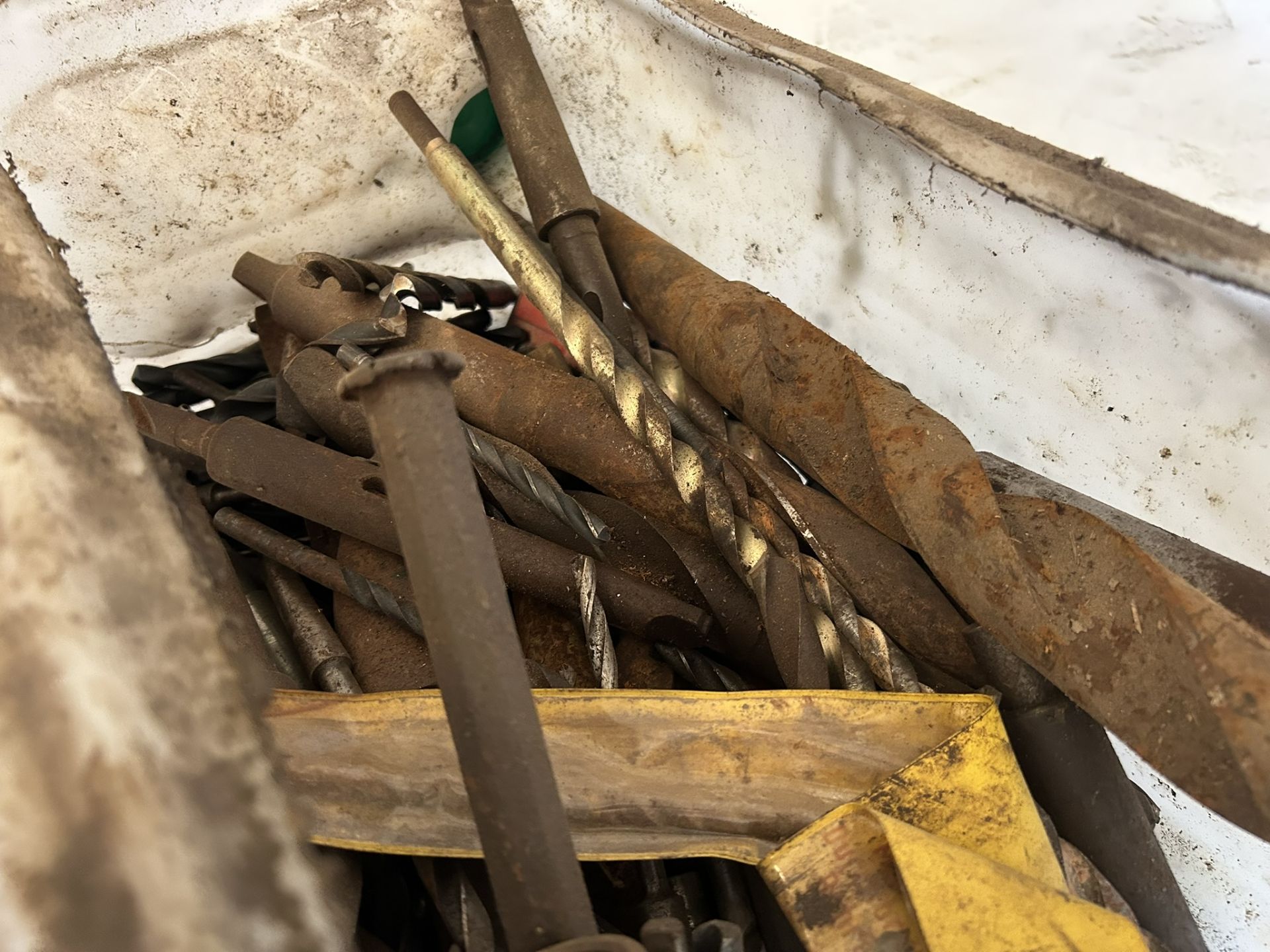 Qty of Large & Small Drill Bits - Image 3 of 3