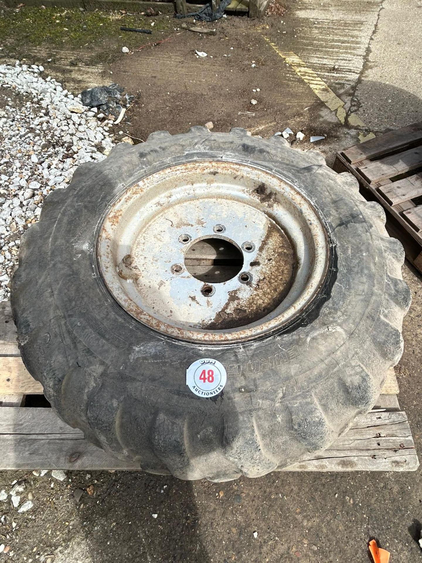 1 no 12.5-20 Wheel