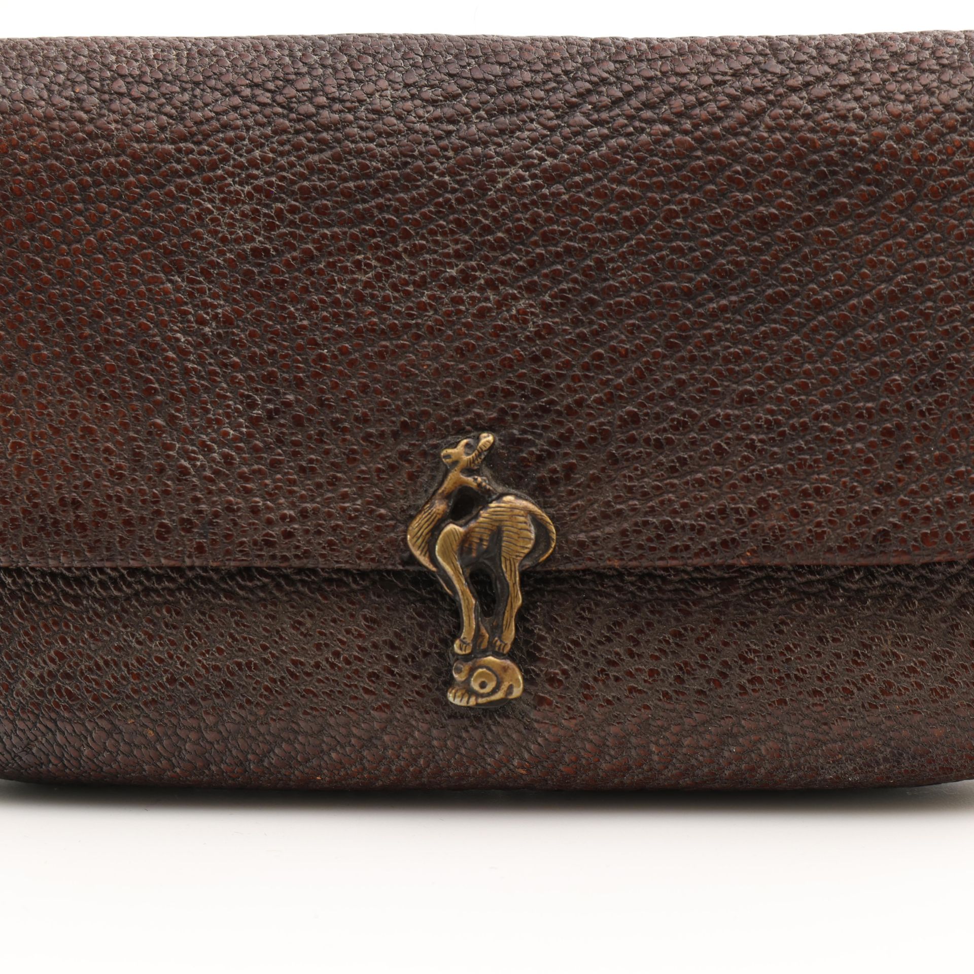 Japan, a tobacco pouch with lacquered-wood pipe case, Meiji period (1868-1912), - Bild 2 aus 4