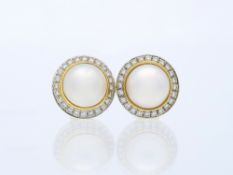 Ohrringe 1,00 ct. Diamanten Mabe Perlen 750 Gelbgold 18 Karat