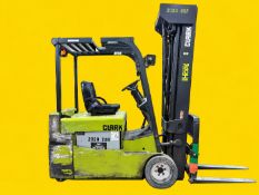 2020 CLARK TMX25 Electric Forklift. 5,000 lb capacity. Mast: 100 in lowered / 294 in raised.