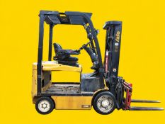 2018 YALE ERC060 Electric Forklift. 6,000 lb capacity. Mast: 83 in lowered / 181 in raised.