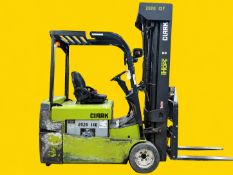 2020 CLARK TMX25 Electric Forklift. 5,000 lb capacity. Mast: 101 in lowered / 294 in raised.