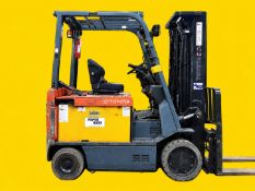 2019 TOYOTA 7FBCU35 Electric Forklift. 8,000 lb capacity. Mast: 92 in lowered / 199 in raised.