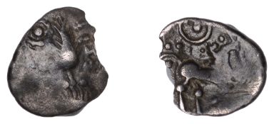 British Iron Age, ICENI, Uninscribed issues, silver Half-Unit, Barley Crescent type, ear of...