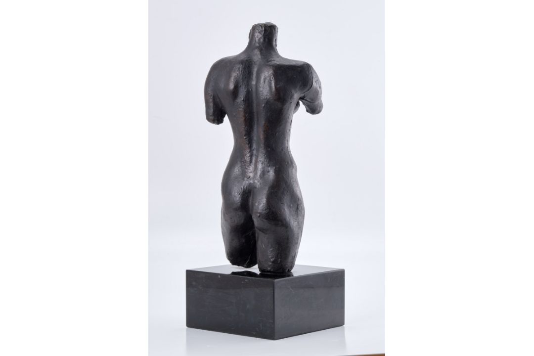 Bronze Arno Breker: "Torso der Siegerin", 2. Hälfte 20. Jh. - Bild 3 aus 6