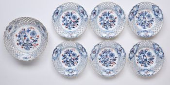 Satz von 6 Durchbruch-Tellern und Durchbruch-Schale, Meissen um 1870 - 1972.