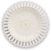Teller in Korbflechtrelief, Wedgwood 1855.