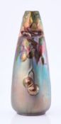 Vase mit Früchterelief, Jugendstil, Montières Anf. 20. Jh.