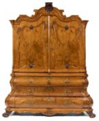 Barock-Kommode m. Schrankaufsatz, Holland 18. Jh.
