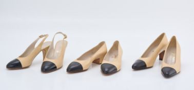 Satz von 3 versch. Schuh-Paaren, Chanel Ende 20. Jh.