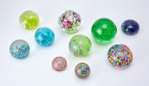 Konvolut versch. Paperweights, Italien und Deutschland 2. Hälfte 20. Jh.