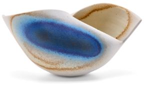 Studiokeramik Gotlind Weigel: Muschelvase, 2009.
