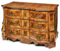 Barock-Kommode, wohl Mainfranken um 1750.