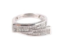 A DIAMOND CROSSOVER RING