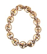 AN EARLY 20TH CENTURY FANCY LINK BRACELET