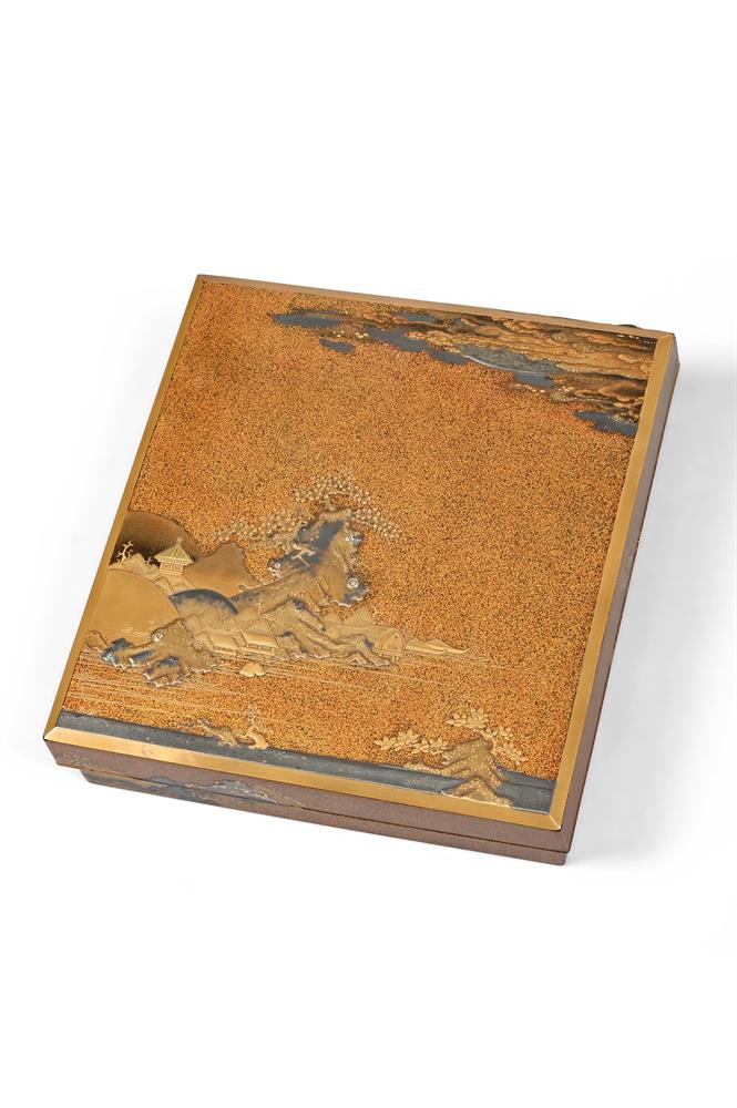 ‡ An elegant and fine Igarashi school suzuribako [writing box], Edo period - Image 2 of 3