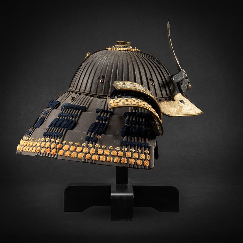 ‡ A suji-bachi [helmet with raised ridges] and mempo [face mask], Edo period - Image 3 of 4